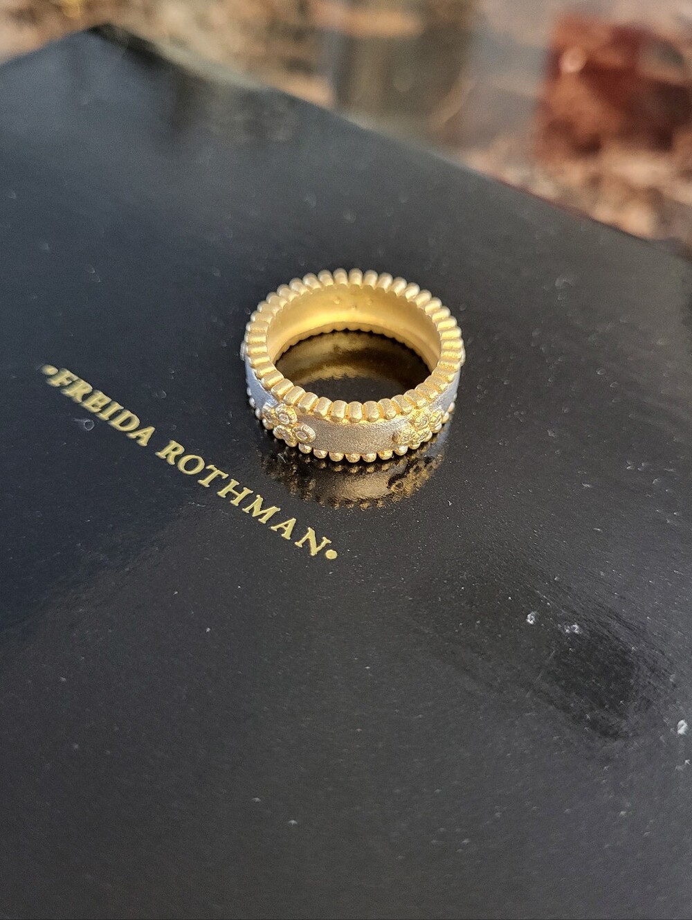 Freida Rothman Two-Tone Clover Ring - Picture 2 of 2